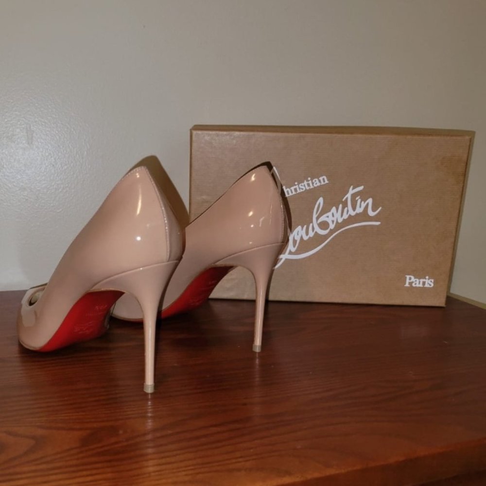 Cristian Louboutin Decollete Nude